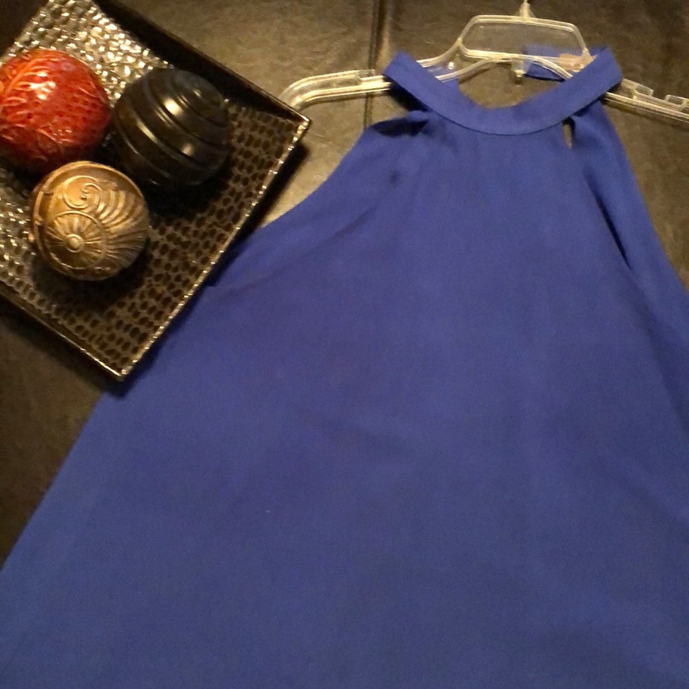 🔥🔥💙Beautiful, cobalt blue top